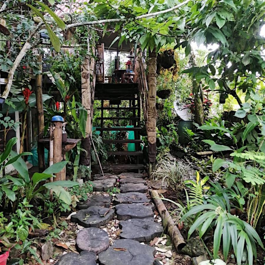 Отель Maiku Amazonas Пуэрто-Наринио Экстерьер фото